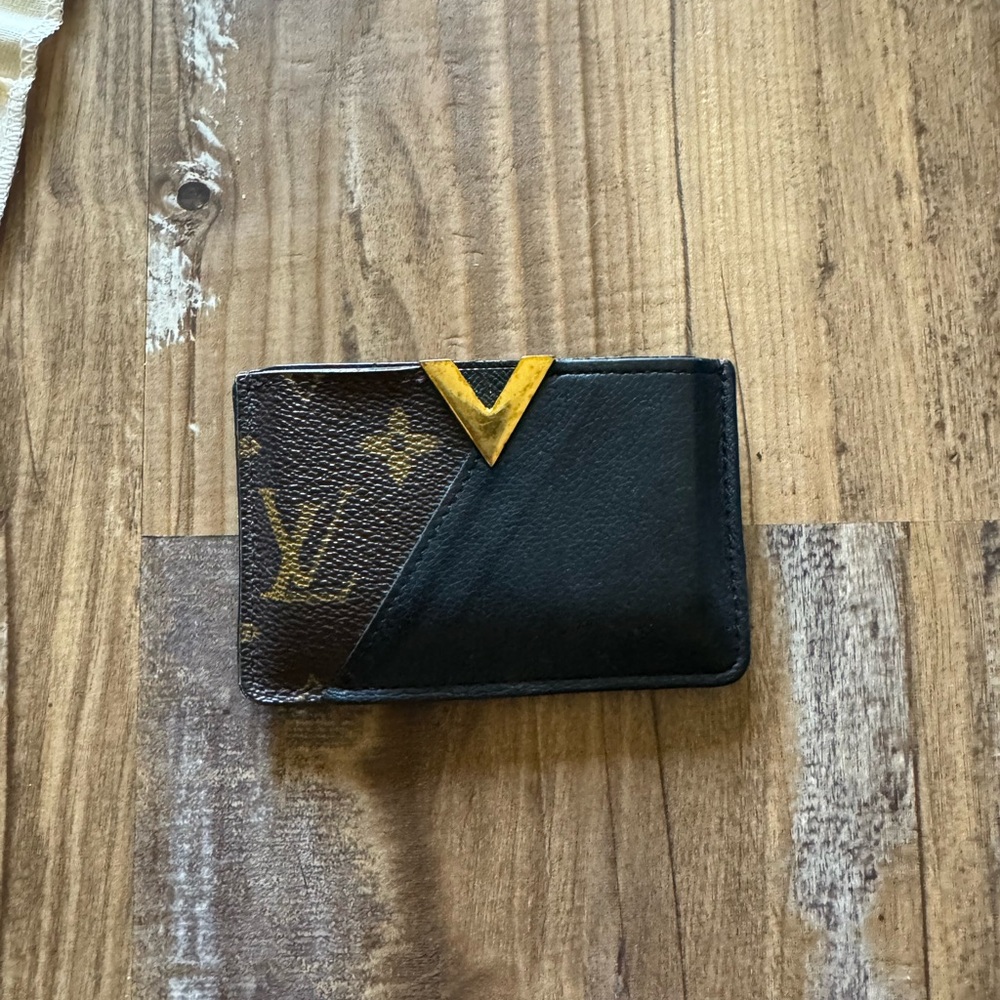 Louis Vuitton card case